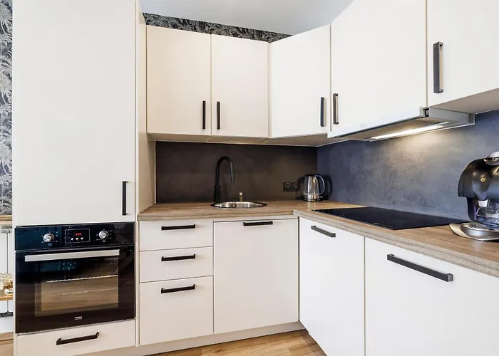 Nice Renting - Offenbach - Luxury Apartment Fully Equipped Center